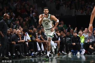 的身体对抗 的身体对抗