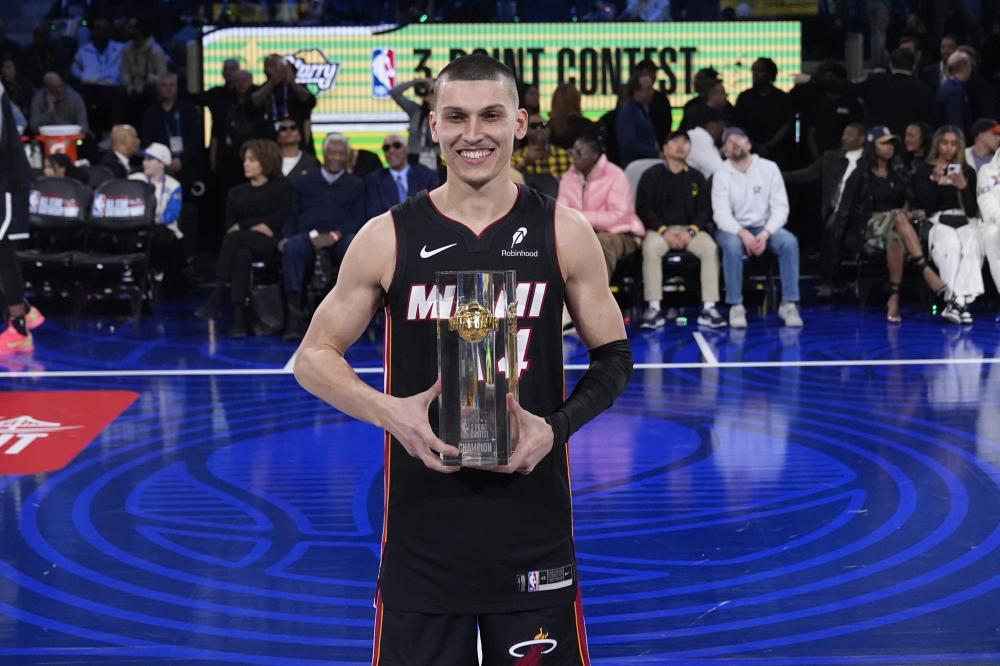 直保持在高 直保持在高