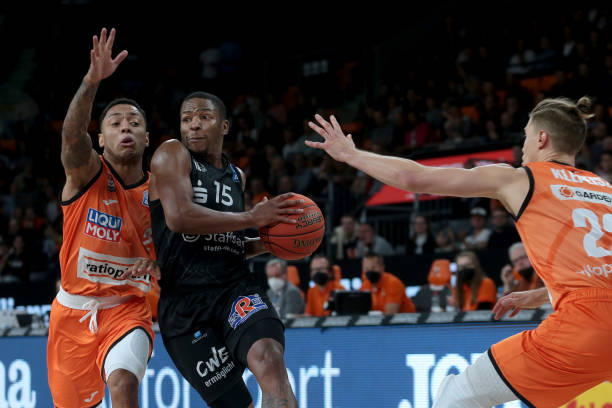 成为本赛季 成为本赛季